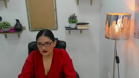 Stefy  online show from April 16, 2026, 6:52 pm