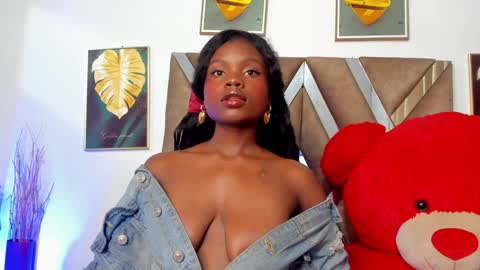 Snapshot of stela__gs chatting on January 9, 2025, 2:51 pm stella online show from January 9, 2025, 2:51 pm