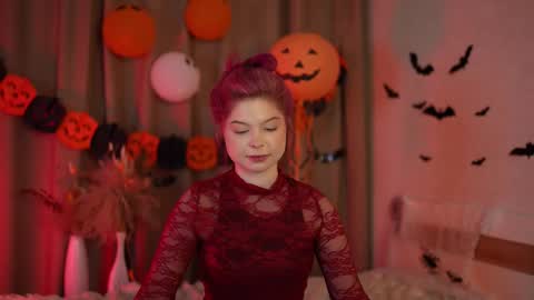 Stella online show from October 29, 2025, 12:24 am