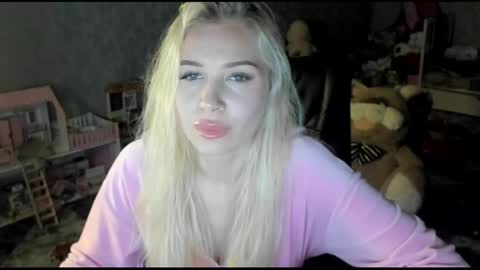 Stella  Cox online show from April 25, 2026, 7:55 pm