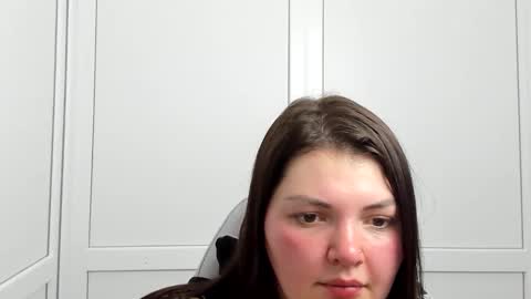 Snapshot of stella_la_ chatting on May 19, 2026, 1:17 pm Stella online show from May 19, 2026, 1:17 pm