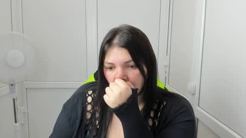 Snapshot of stella_la_ chatting on June 24, 2026, 6:45 am Stella online show from June 24, 2026, 6:45 am