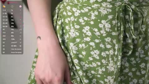 Snapshot of stella_of_steel chatting on October 4, 2025, 9:07 am Stella online show from October 4, 2025, 9:07 am