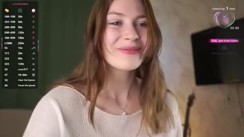 Snapshot of stella_of_steel chatting on October 9, 2025, 10:57 am Stella online show from October 9, 2025, 10:57 am