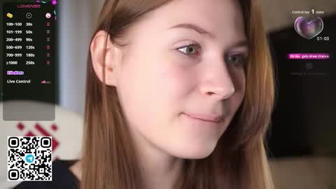 Snapshot of stella_of_steel chatting on October 22, 2025, 8:58 am Stella online show from October 22, 2025, 8:58 am