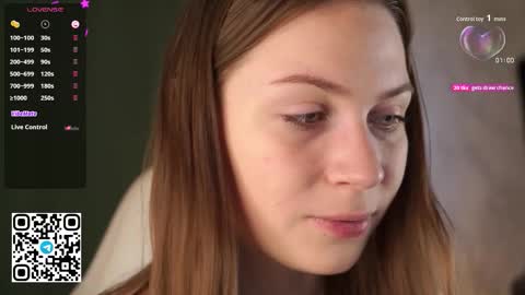 Snapshot of stella_of_steel chatting on October 25, 2025, 9:17 am Stella online show from October 25, 2025, 9:17 am