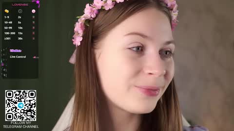 Snapshot of stella_of_steel chatting on October 29, 2025, 11:34 am Stella online show from October 29, 2025, 11:34 am