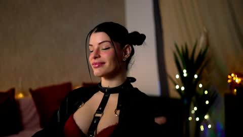 Stella online show from January 28, 2025, 7:00 am