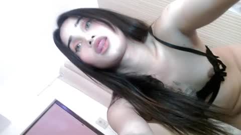 Snapshot of stella_siner chatting on July 25, 2026, 7:28 am Stella Siner online show from July 25, 2026, 7:28 am