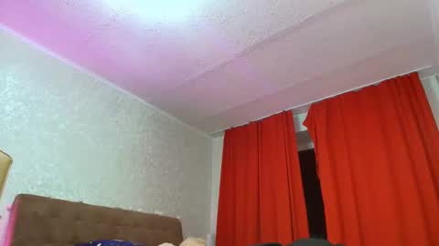 stella_walters online show from April 5, 2026, 9:56 pm