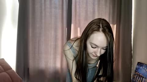 Stella online show from September 22, 2025, 7:10 am