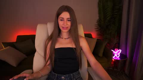 Snapshot of stellahoneywell chatting on July 3, 2026, 1:17 pm stellahoneywell online show from July 3, 2026, 1:17 pm