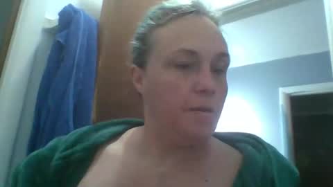 Stella online show from November 29, 2025, 2:20 pm