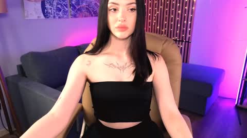 Snapshot of stellary_shy chatting on December 29, 2024, 3:57 pm Stellary online show from December 29, 2024, 3:57 pm