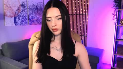 Snapshot of stellary_shy chatting on January 1, 2025, 4:50 pm Stellary online show from January 1, 2025, 4:50 pm