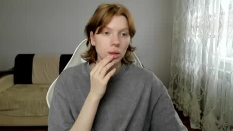 S T E L L A online show from April 6, 2026, 10:16 am