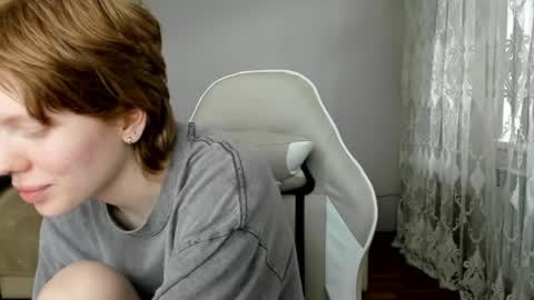 Snapshot of stellaswen chatting on June 5, 2026, 12:00 pm S T E L L A online show from June 5, 2026, 12:00 pm