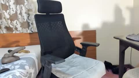 steph____3 online show from May 26, 2026, 3:41 pm