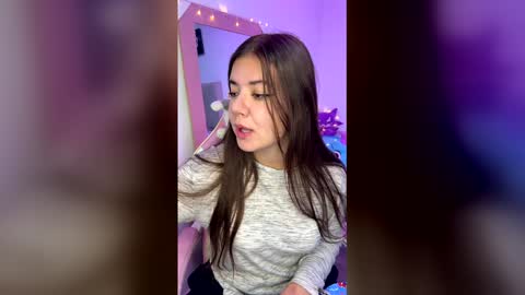 Emma online show from December 23, 2025, 5:49 am