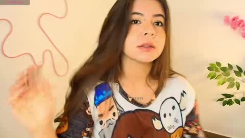 Snapshot of stepha_sweet chatting on May 6, 2026, 2:29 am Emma online show from May 6, 2026, 2:29 am