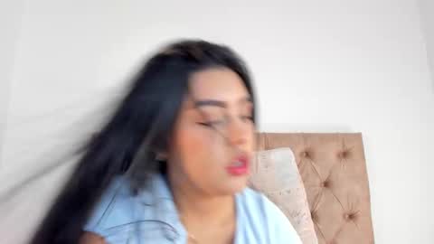 Snapshot of stephania_aguirre_ chatting on September 18, 2025, 9:22 am Stephania online show from September 18, 2025, 9:22 am