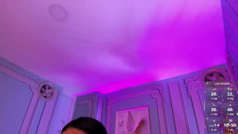         online show from November 9, 2025, 2:21 am