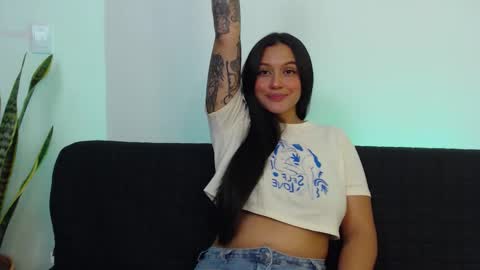 Stephanie  online show from December 2, 2025, 10:27 pm