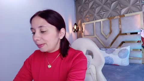 Snapshot of stephaniesun_ chatting on May 19, 2026, 12:44 pm Stephaniesun online show from May 19, 2026, 12:44 pm