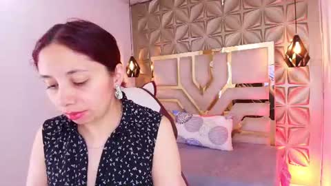 Snapshot of stephaniesun_ chatting on June 13, 2026, 12:25 pm Stephaniesun online show from June 13, 2026, 12:25 pm