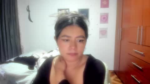 Stephanie  online show from January 6, 2026, 5:11 am