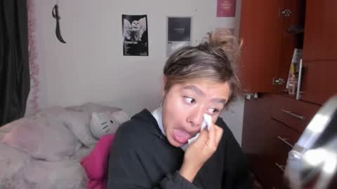 Stephanie  online show from February 17, 2026, 5:37 am