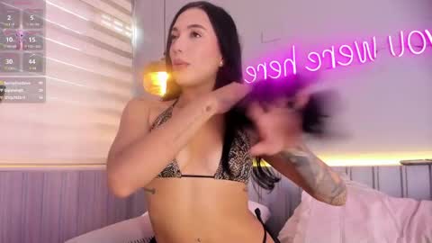 Stephany  online show from April 20, 2026, 4:43 pm