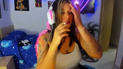 Stephany  independient model  online show from January 18, 2025, 12:57 am