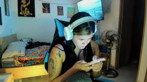 Stephany  independient model  online show from January 24, 2025, 12:52 am