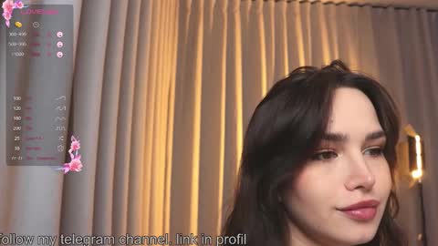 Snapshot of stephaweb chatting on December 18, 2025, 8:26 pm Anna online show from December 18, 2025, 8:26 pm