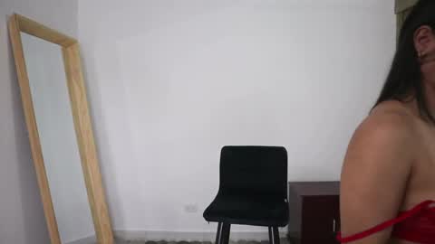 Stephany online show from April 14, 2026, 4:51 am