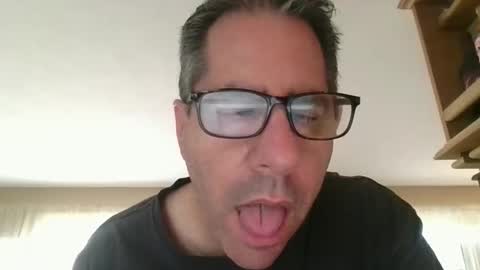 stephenhal9 online show from October 23, 2025, 3:44 pm