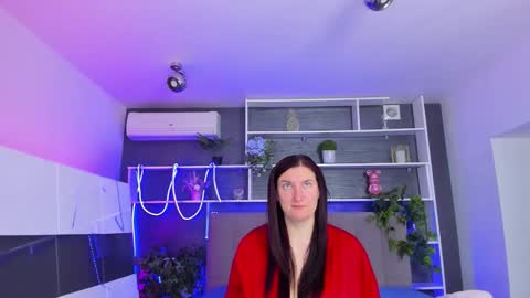 Stephie online show from April 18, 2026, 5:33 am