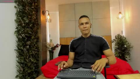    online show from February 6, 2026, 8:01 pm