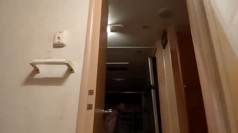 sterng123 online show from March 6, 2025, 5:46 am