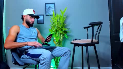 Steve  online show from October 17, 2025, 11:57 am