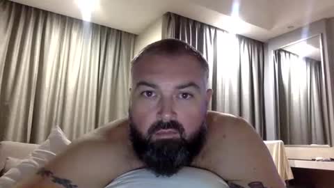 steve__1980 online show from November 5, 2025, 11:54 am