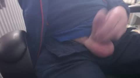 Snapshot of stevedaddy007 chatting on February 4, 2026, 12:00 pm stevedaddy007 online show from February 4, 2026, 12:00 pm