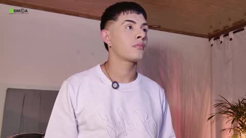 Stevenn online show from December 23, 2025, 3:48 am