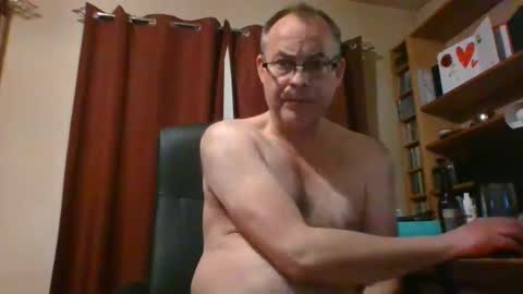 stevejm3740 online show from March 1, 2025, 8:42 pm