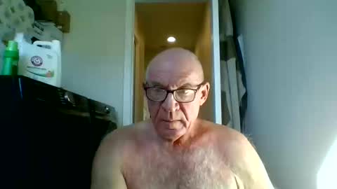 stevejons47 online show from October 30, 2025, 2:40 pm