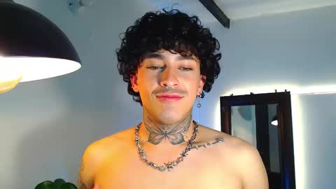 Daniel Steven Navarro online show from March 14, 2026, 2:39 am