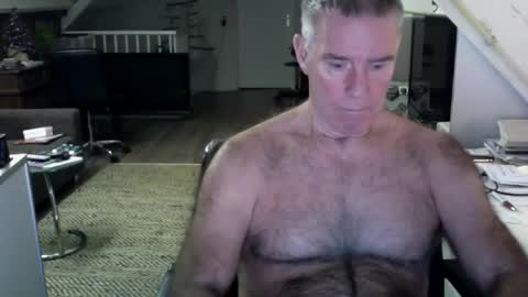 stevetwo online show from December 16, 2024, 10:34 pm