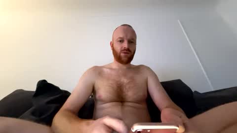 Snapshot of stevvo89 chatting on December 4, 2025, 12:20 am stevvo89 online show from December 4, 2025, 12:20 am