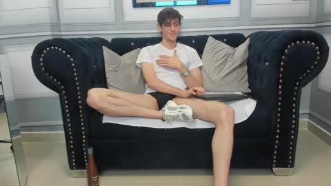 STEFAN online show from March 7, 2025, 5:28 pm